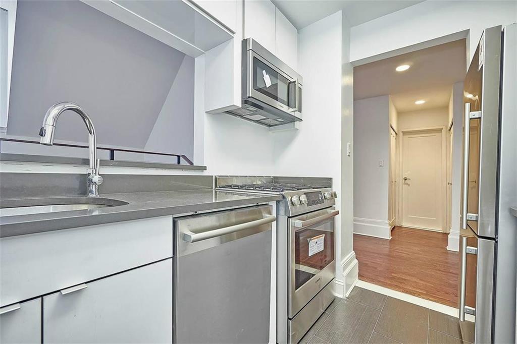 327 Saint Nicholas Avenue - Photo 1