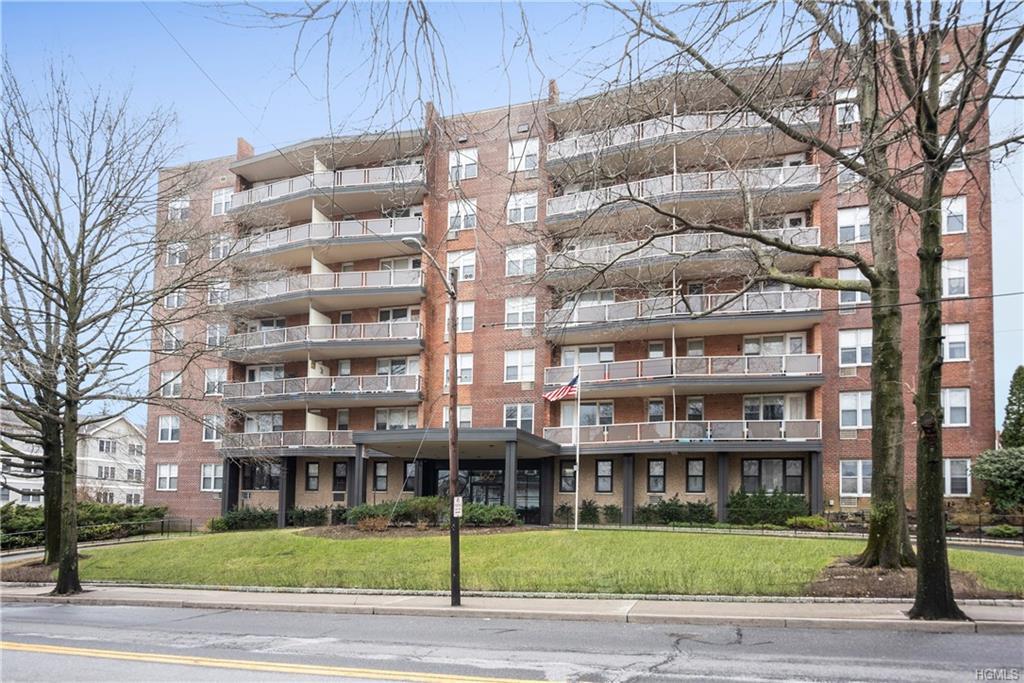 360 Westchester Avenue - Photo 1
