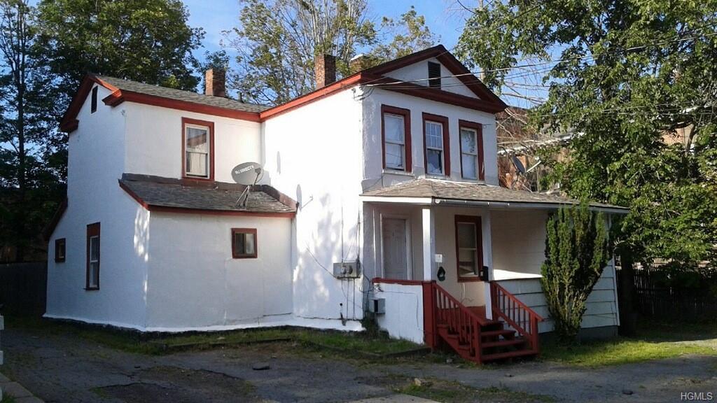 10 Bedford Avenue - Photo 1