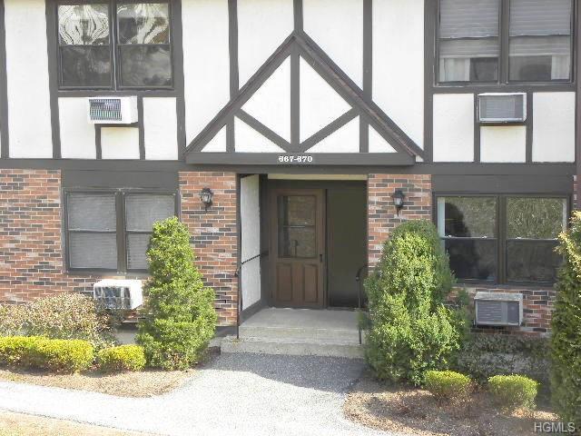 668 Sierra Vista Lane - Photo 1