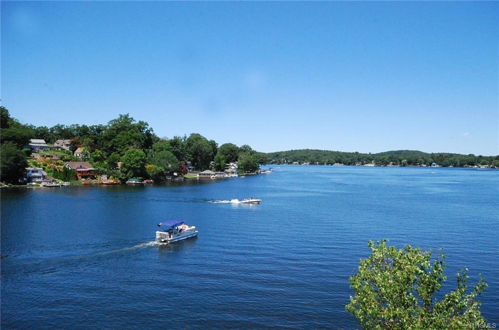 4 Marina Drive - Photo 1