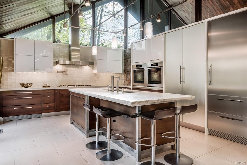 450 Woodlands Road - Photo 1