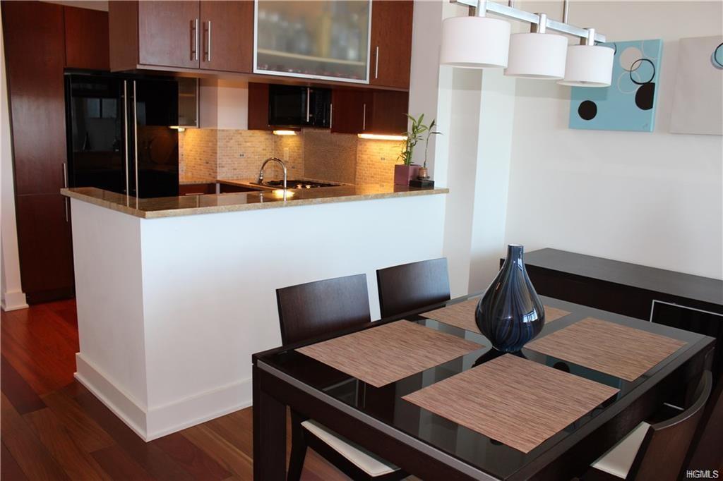 175 Huguenot - Photo 1