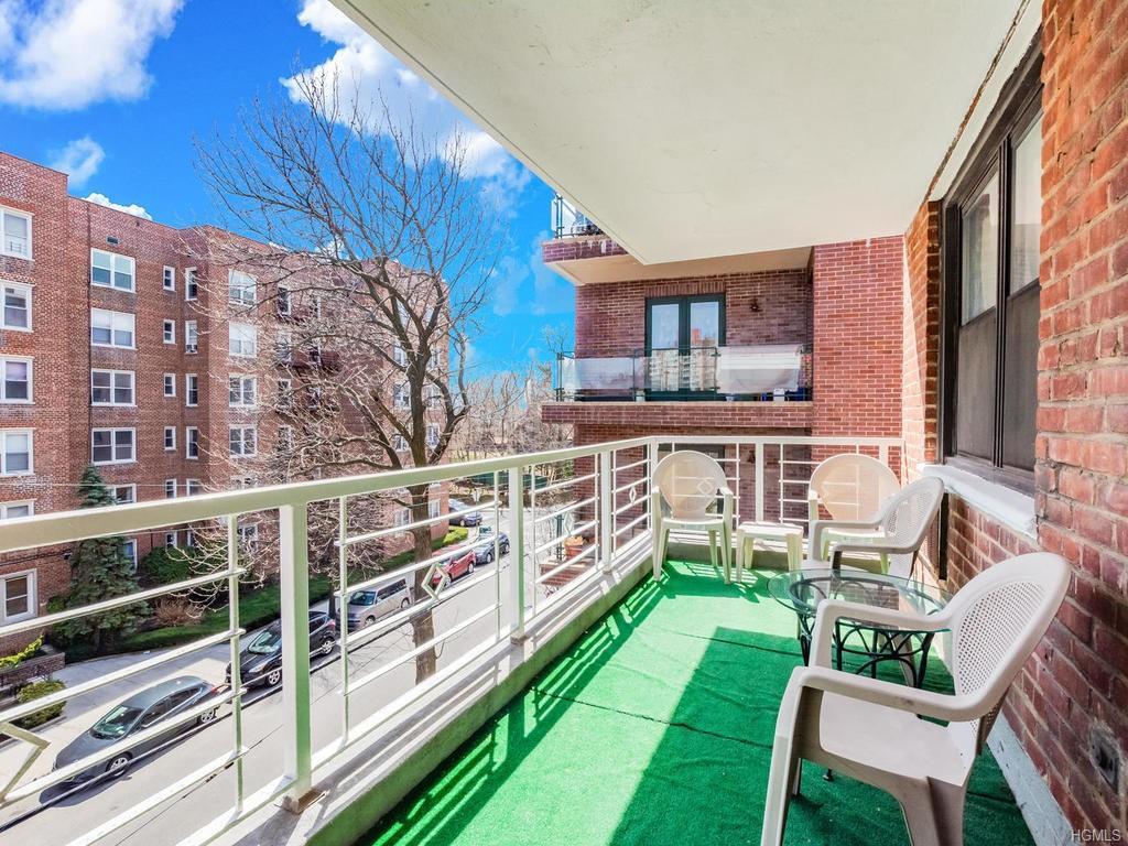 3215 Arlington Avenue - Photo 1