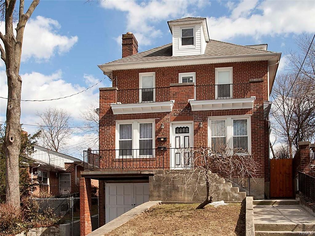 84 Leighton Avenue - Photo 1
