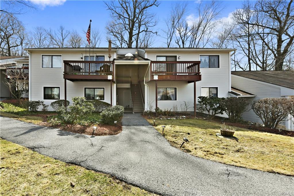 84 Molly Pitcher Lane - Photo 1