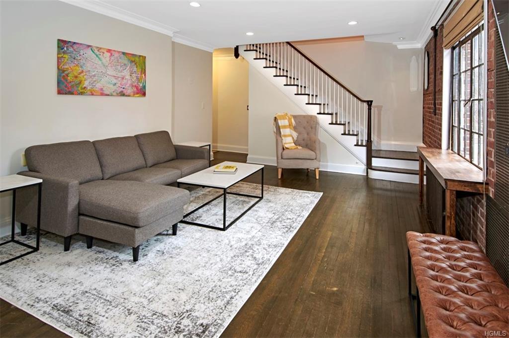 20 Broadway - Photo 1