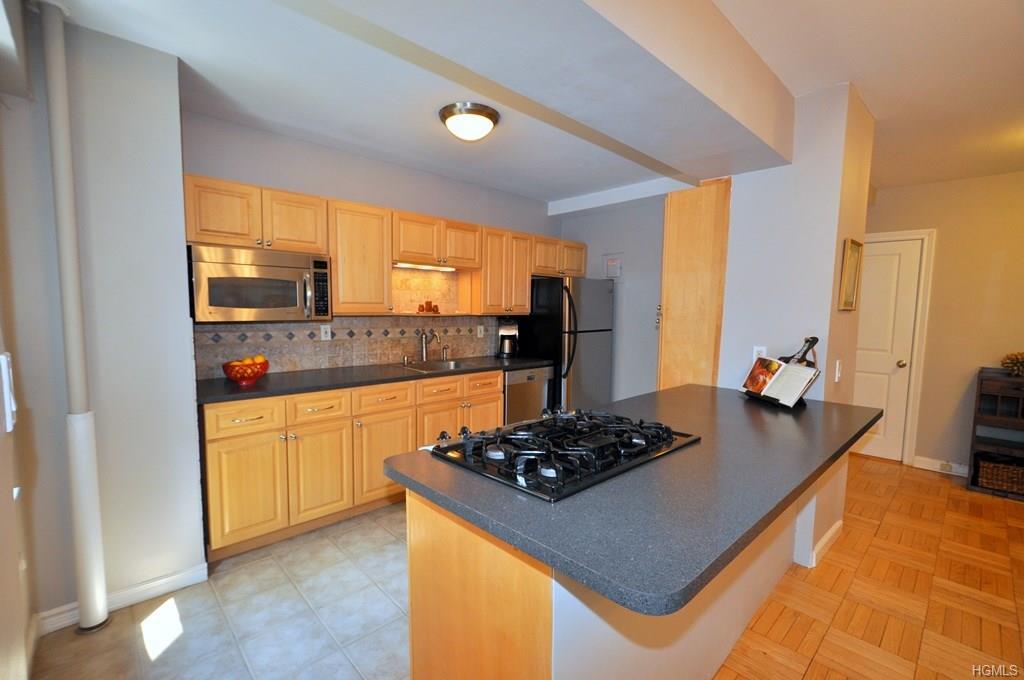 235 Garth Road - Photo 1