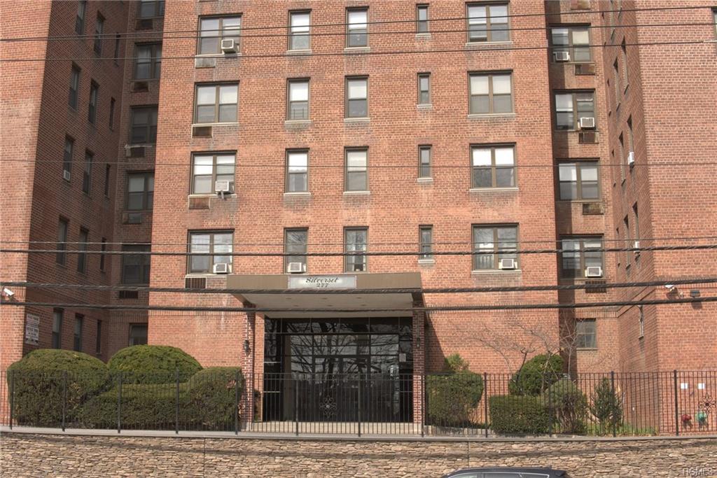277 Bronx River Road - Photo 1