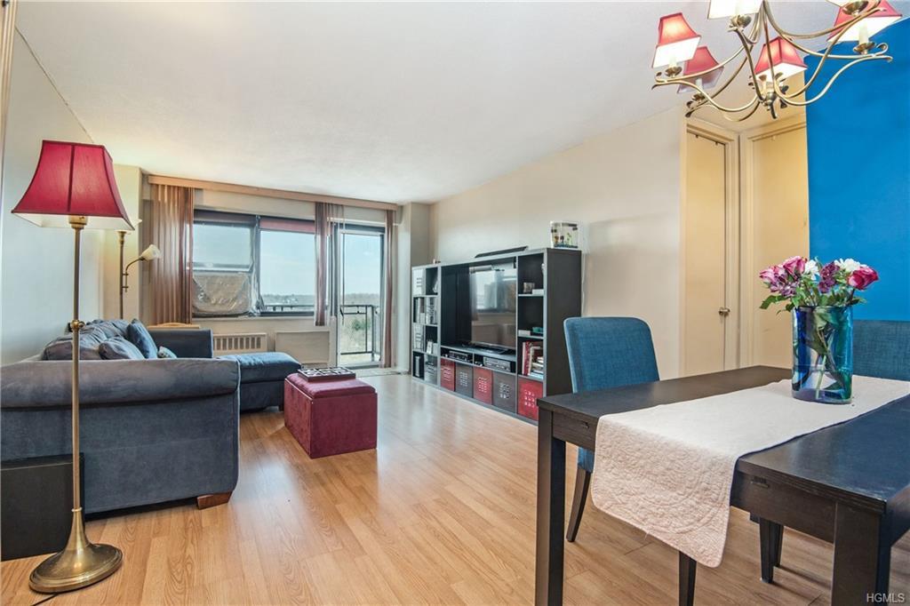 155 Ferris Avenue - Photo 1