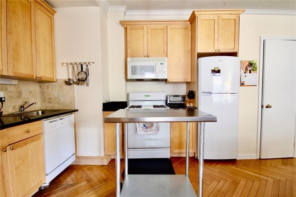 140 71st Street - Photo 1