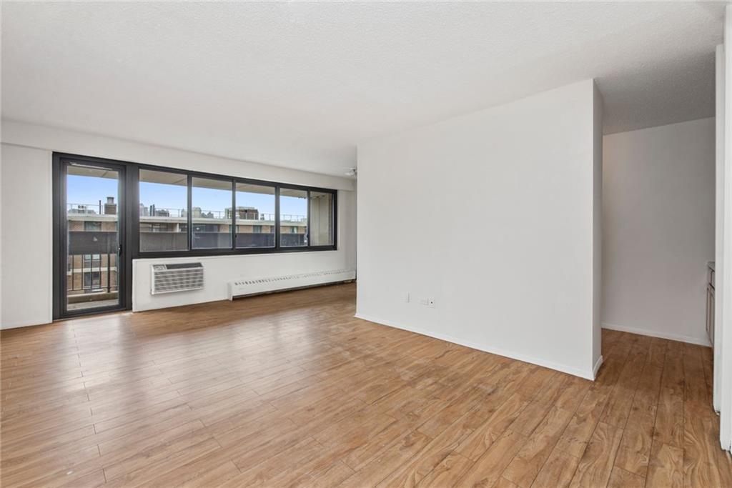 90 Beekman Street - Photo 1