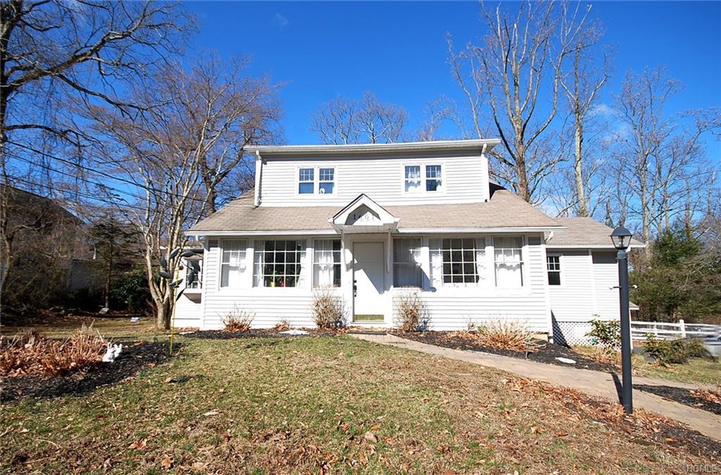 1601 Old Orchard Street - Photo 1