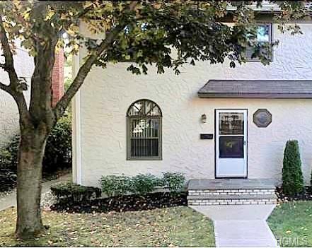 97 Somerset Drive - Photo 1