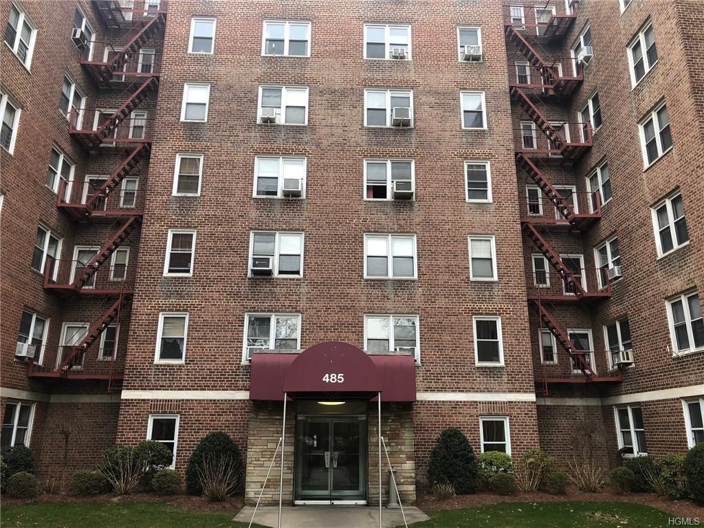 485 Bronx River Road - Photo 1