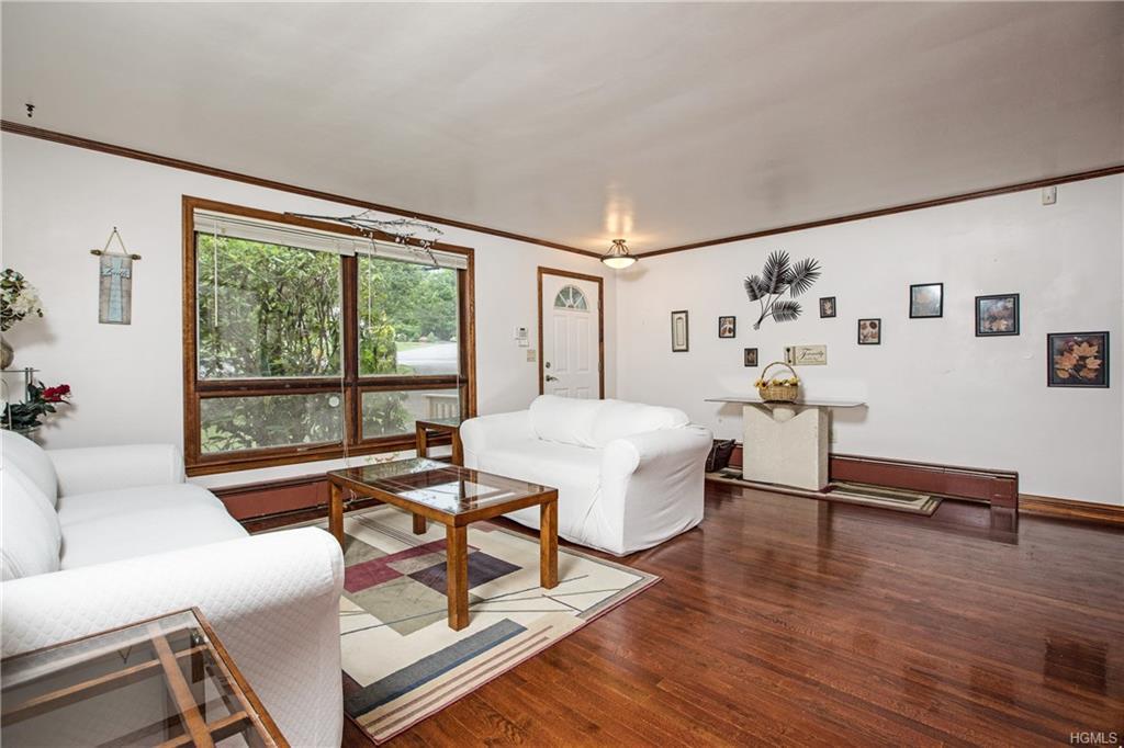 60 Waterbury Parkway - Photo 1