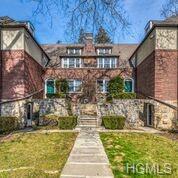 7 Campus Place - Photo 1