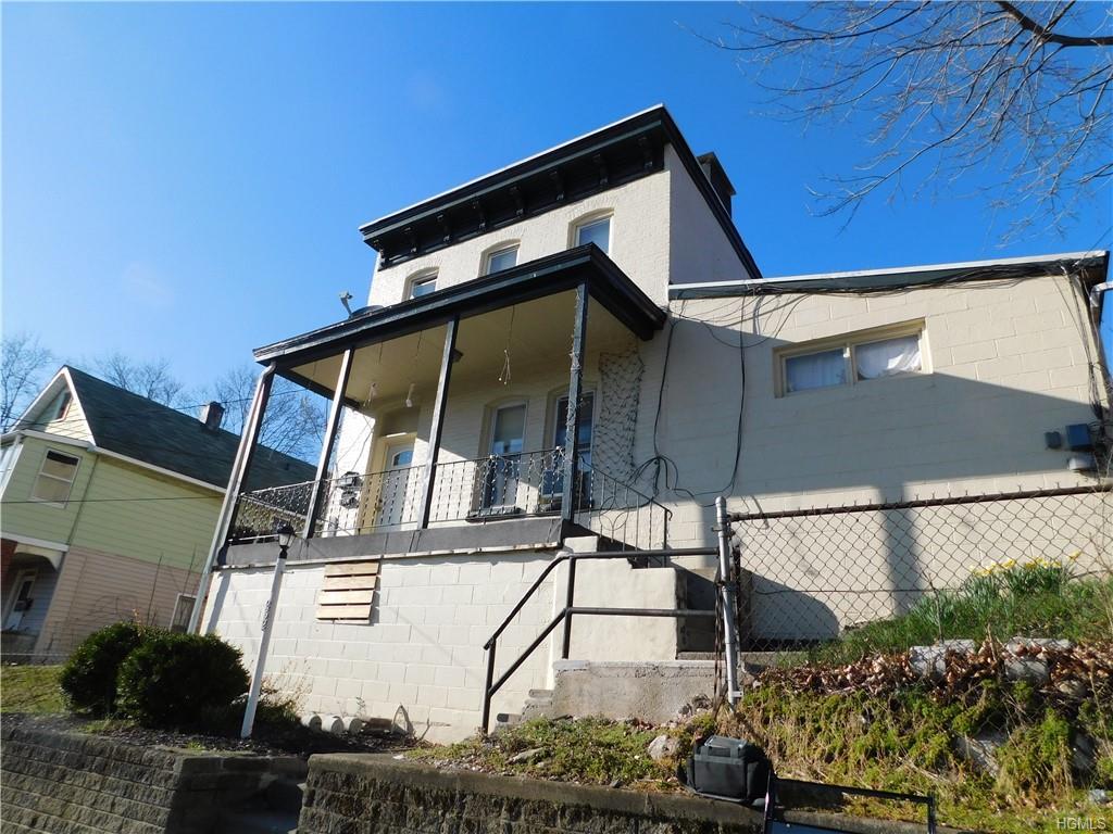 252 Renwick Street - Photo 1