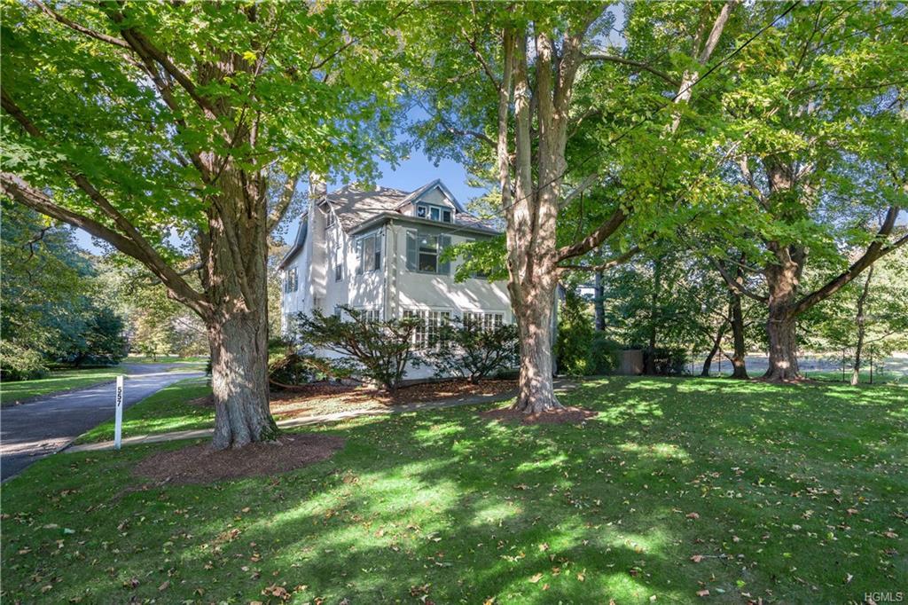 565 North Street - Photo 1