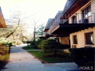 555 Central Park Avenue - Photo 1