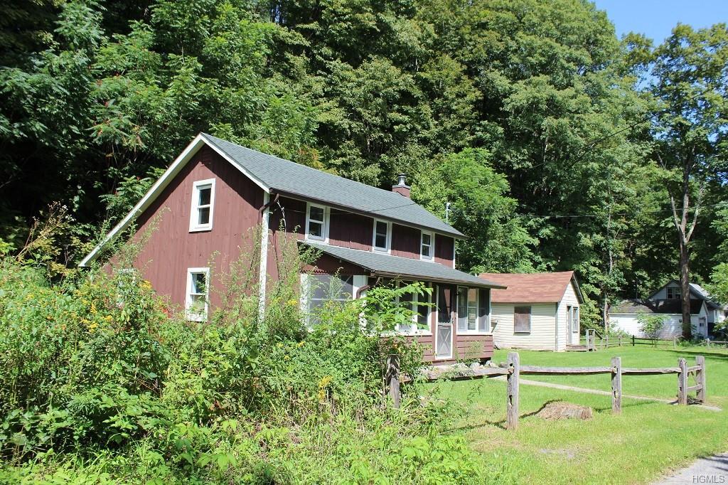 77 Phillipsport Road - Photo 1