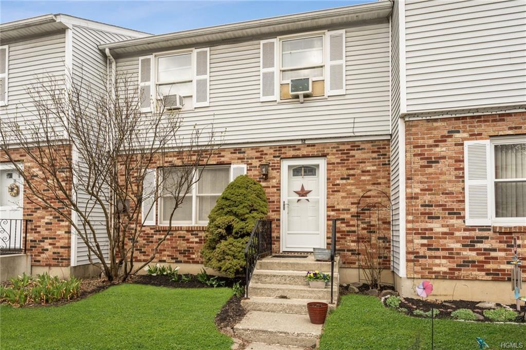 12 Estate Drive - Photo 1