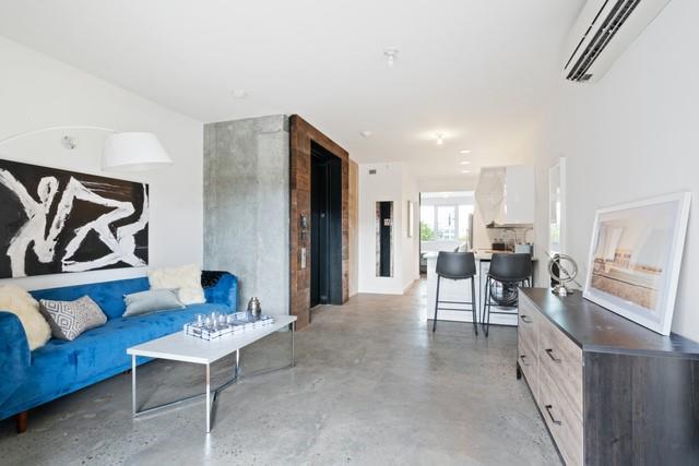 651 New York Avenue - Photo 1