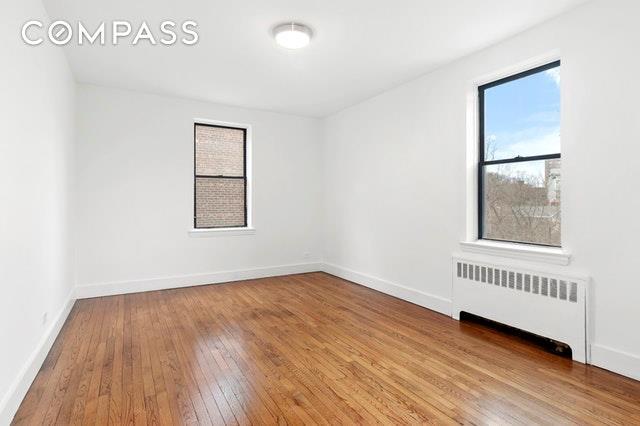 3840 Greystone Avenue - Photo 1