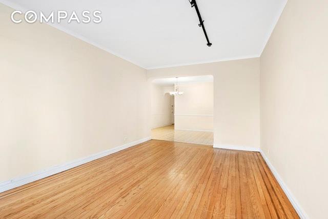 1615 Ave - Photo 1