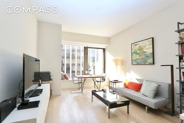 75 Wall Street - Photo 1