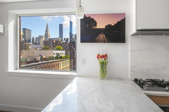 130 20th Street - Photo 1