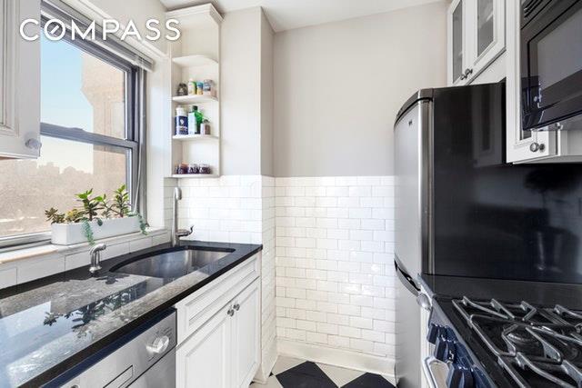 175 13th Street - Photo 1