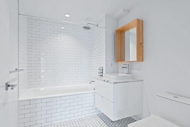 651 New York Avenue - Photo 1