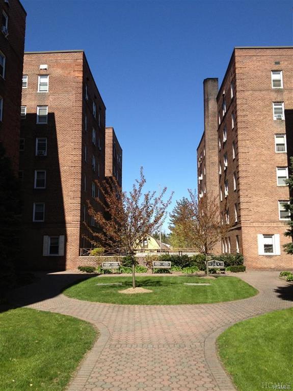 70 Locust Avenue - Photo 1