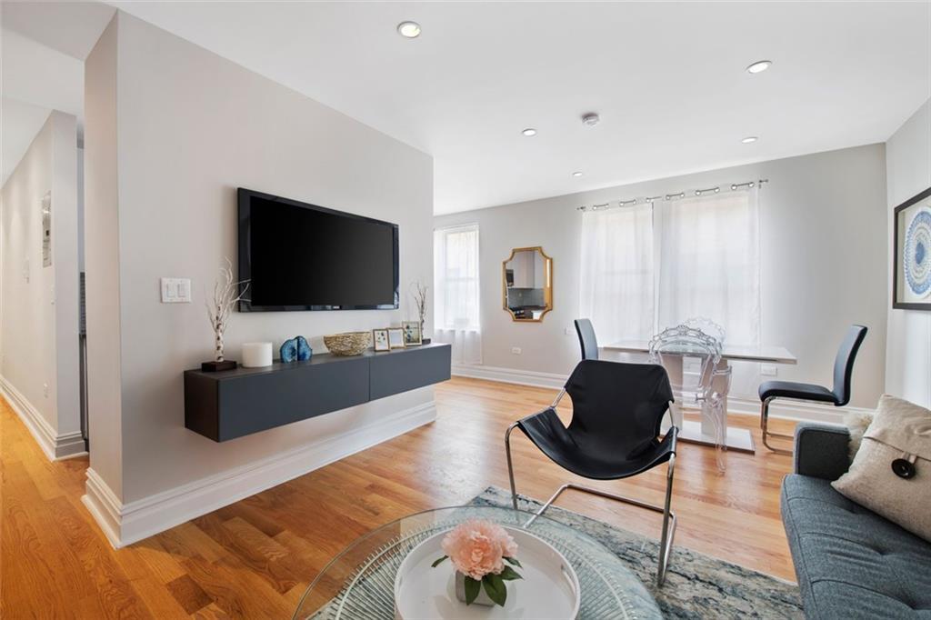 41-60 Bowne Street - Photo 1