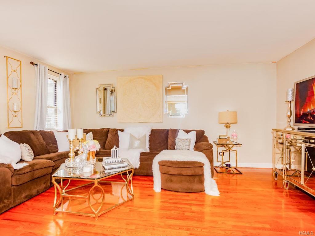2750 Olinville Avenue - Photo 1