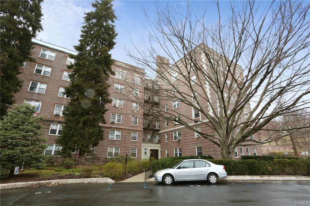 300 Broadway - Photo 1