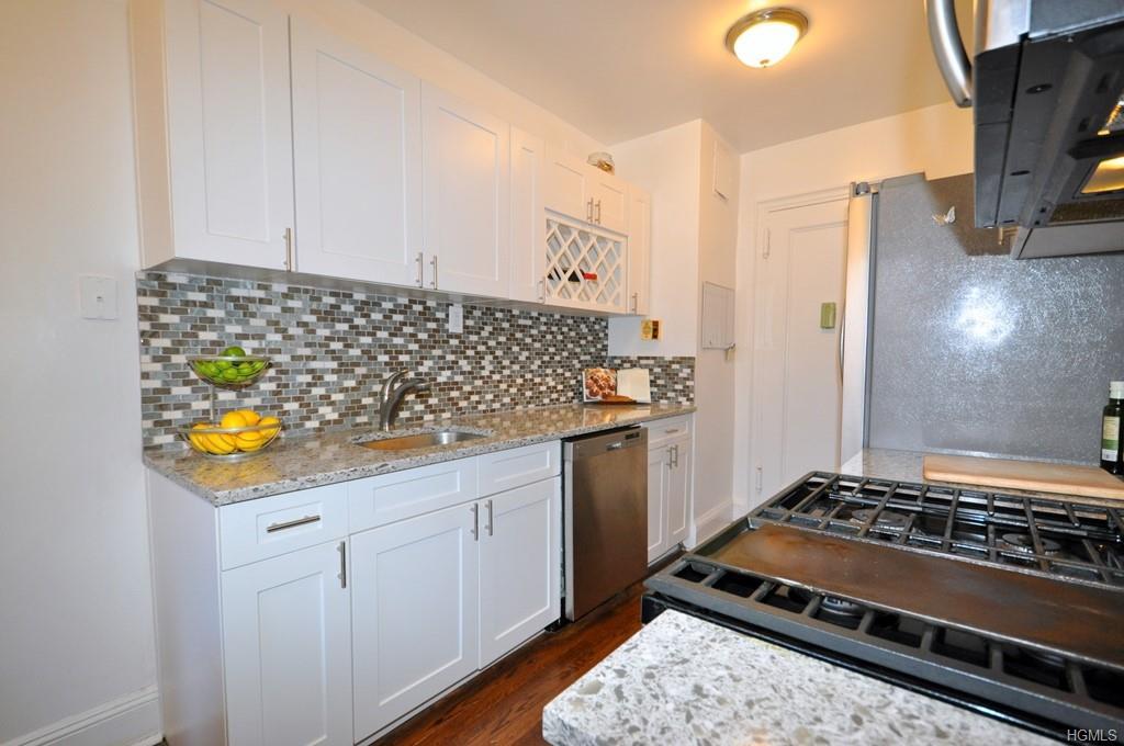 209 Garth Road - Photo 1