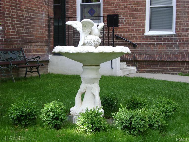 90 Bryant Avenue - Photo 1