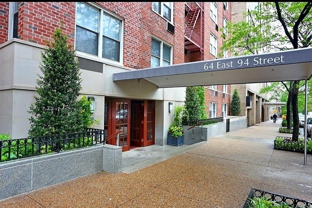 64 94 Street - Photo 1