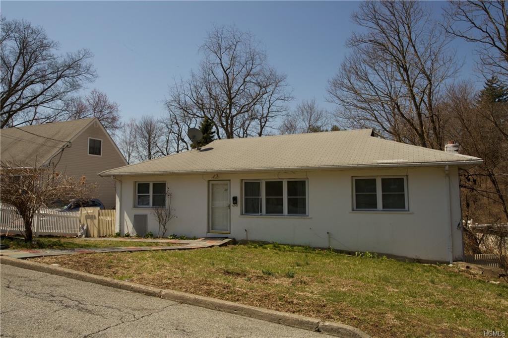 35 2nd Avenue - Photo 1