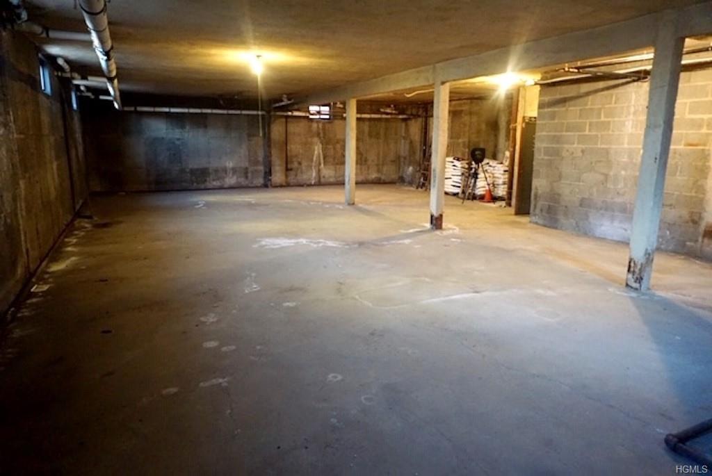 510 Kappock Street - Photo 1