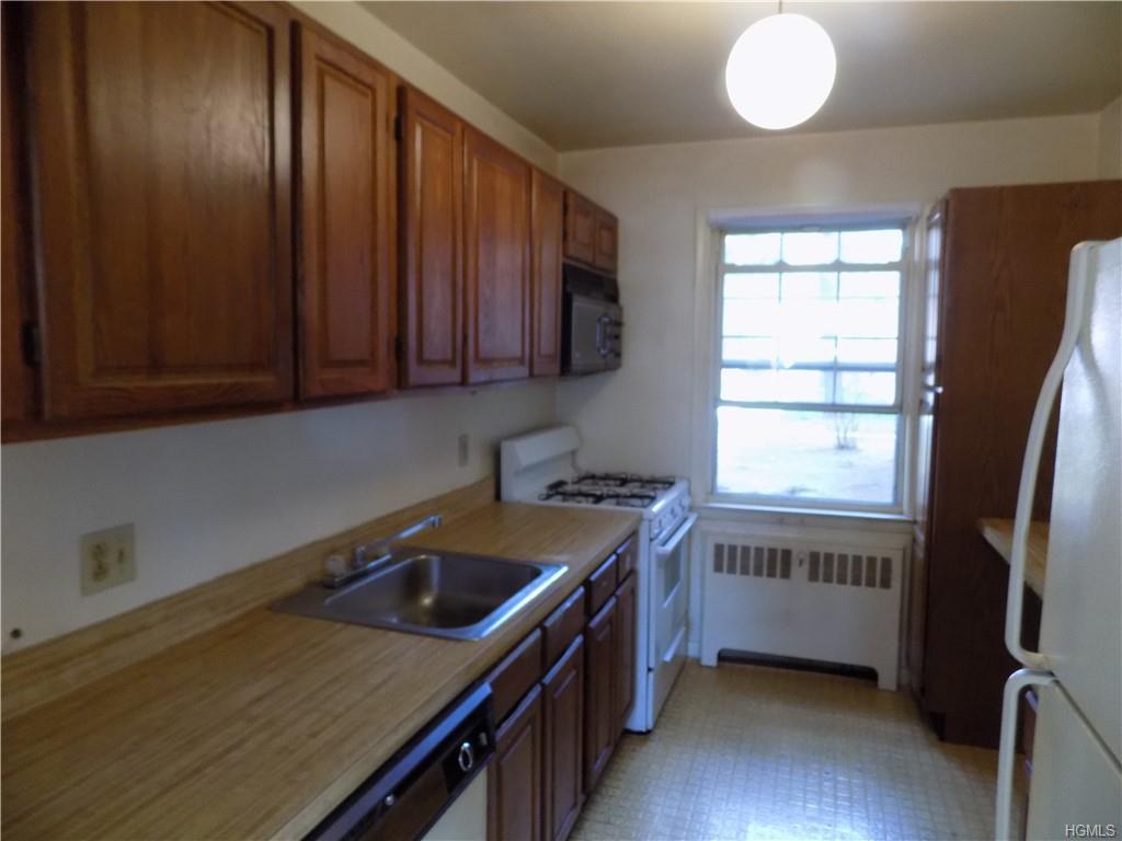 2 Fieldstone Drive - Photo 1