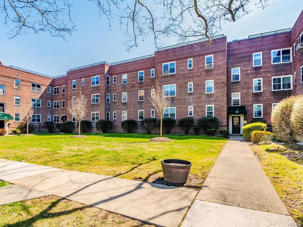 4782 Boston Post Road - Photo 1