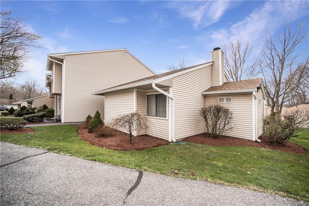 94 Molly Pitcher Lane - Photo 1