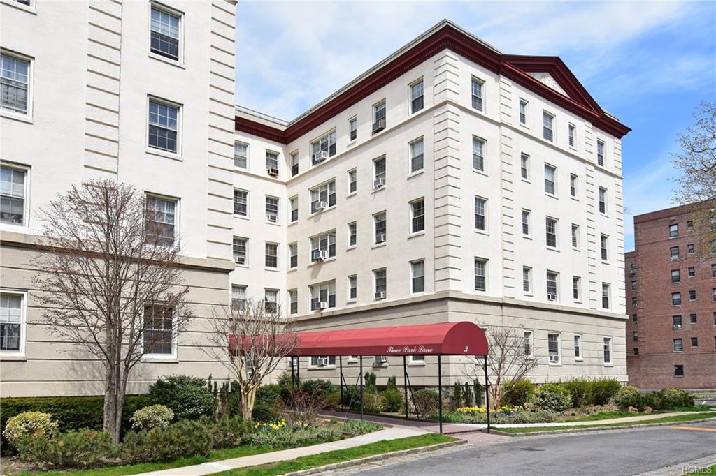 3 Park Lane - Photo 1