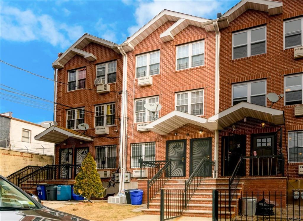 666 Manida Street - Photo 1