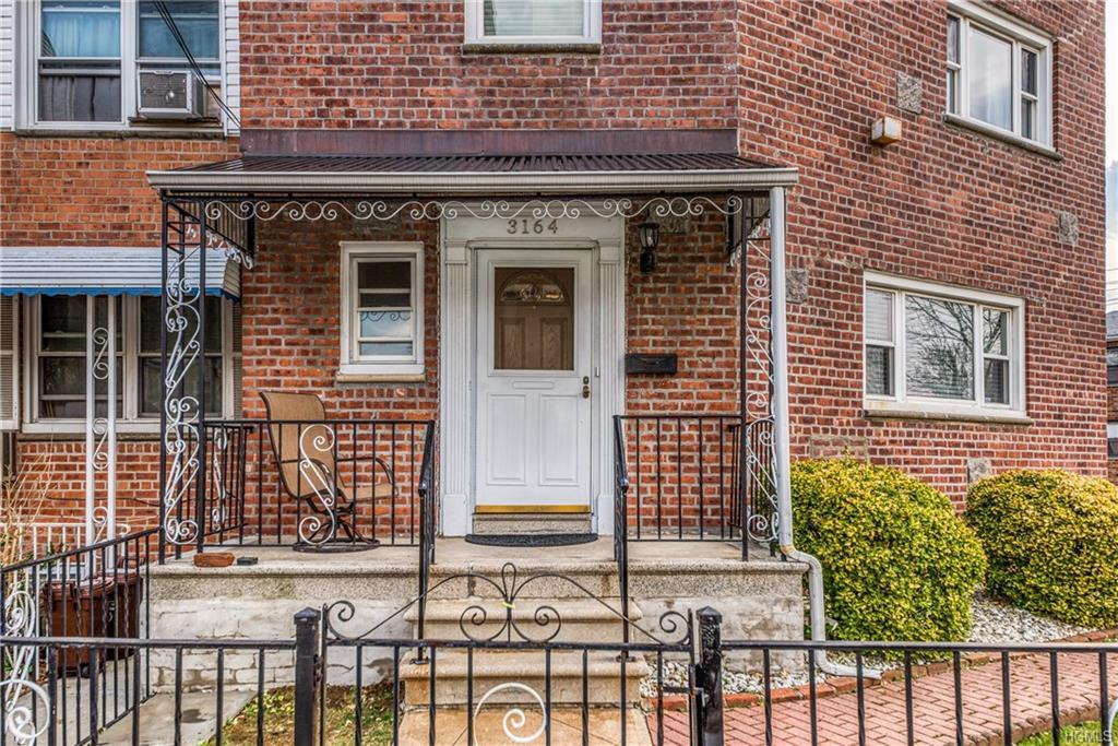 3164 Waterbury Avenue - Photo 1