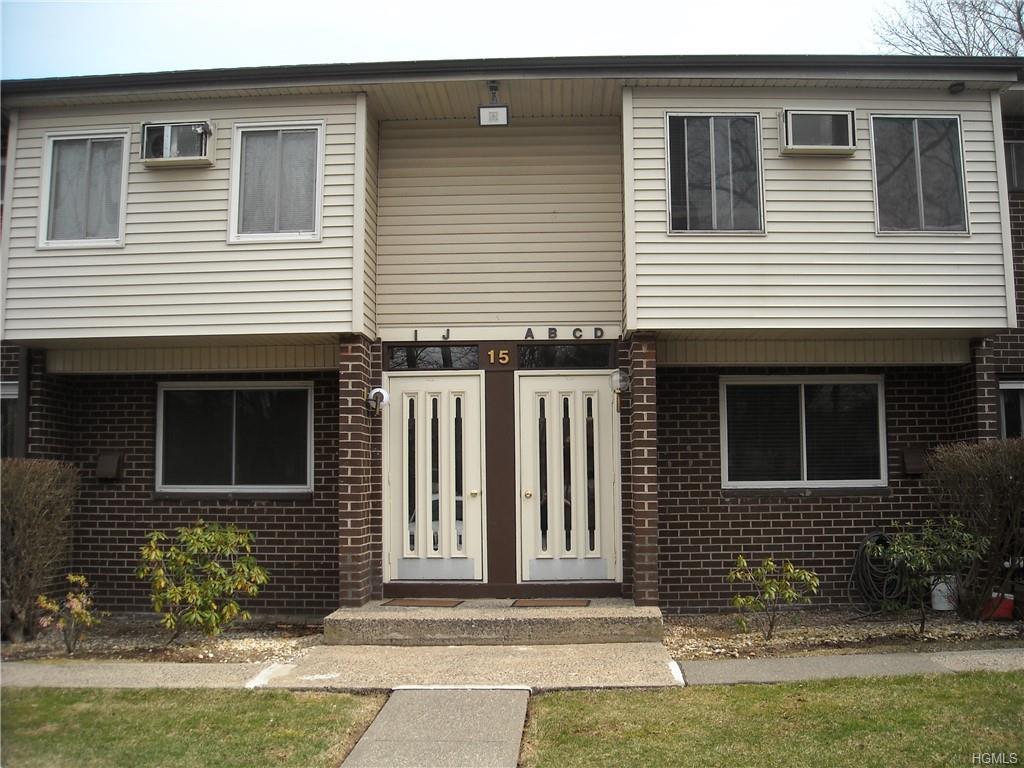 15 Blue Hill Commons Drive - Photo 1
