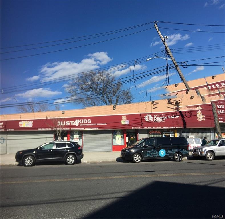 220 Soundview Avenue - Photo 1